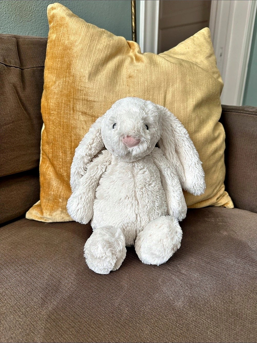 Jellycat Bashful Bunny in white